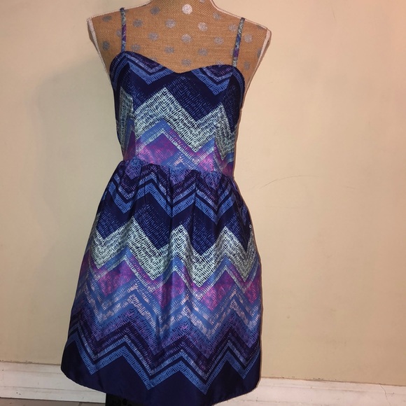 American Eagle Dress - Picture 1 of 4